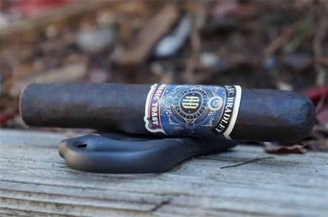 avis sur Alec Bradley Magic Toast 4