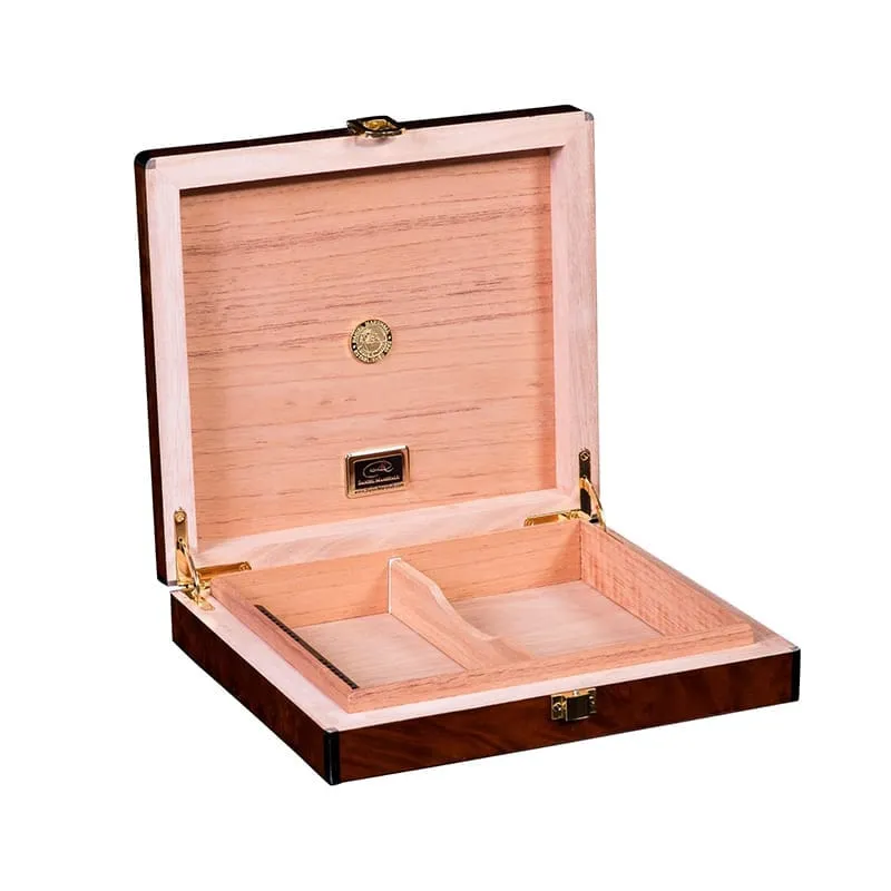 avis daniel marshall humidor