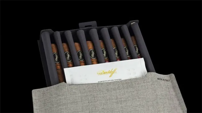 avis sur le davidoff travel humidor