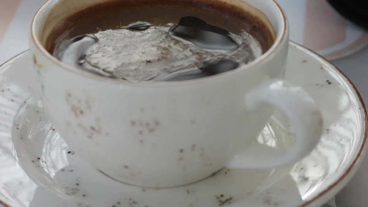 Les meilleures boissons pour accompagner un cigare : options sans alcool