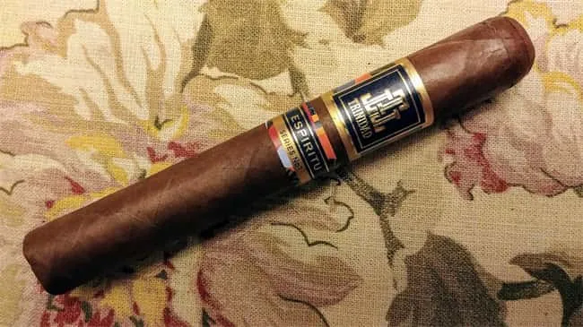 avis sur le Trinidad Espíritu Series No. 1 Belicoso 10