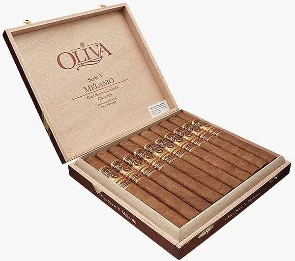 2024 Oliva Serie V Melanio Churchill Review-6 Test 2024 Oliva Serie V Melanio Churchill-6