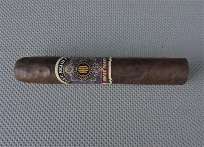 avis sur Alec Bradley Magic Toast 3