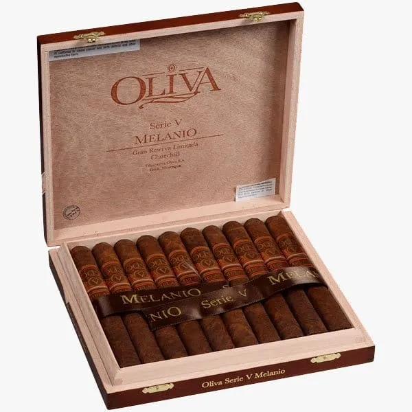 2024 Oliva Serie V Melanio Churchill Review-5 avis oliva v melanio maduro