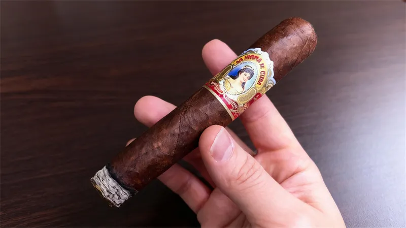 Avis sur la La Aroma de Cuba Corona