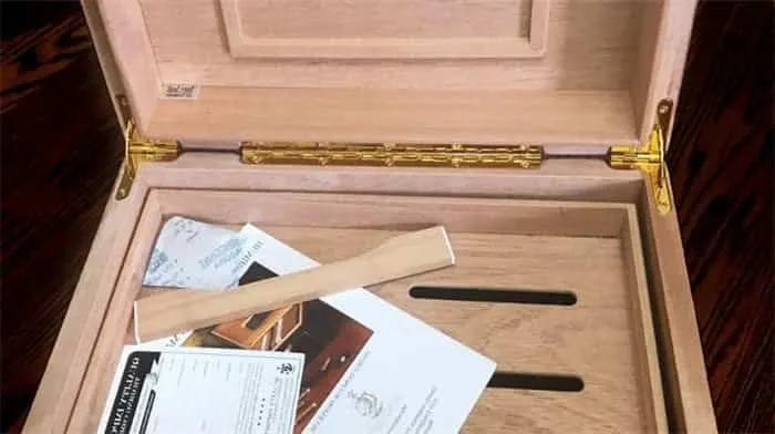 2024 Deauville Tobacco Leaf Humidor Review-7 2024 Test du cave à cigares Deauville Tobacco Leaf-7